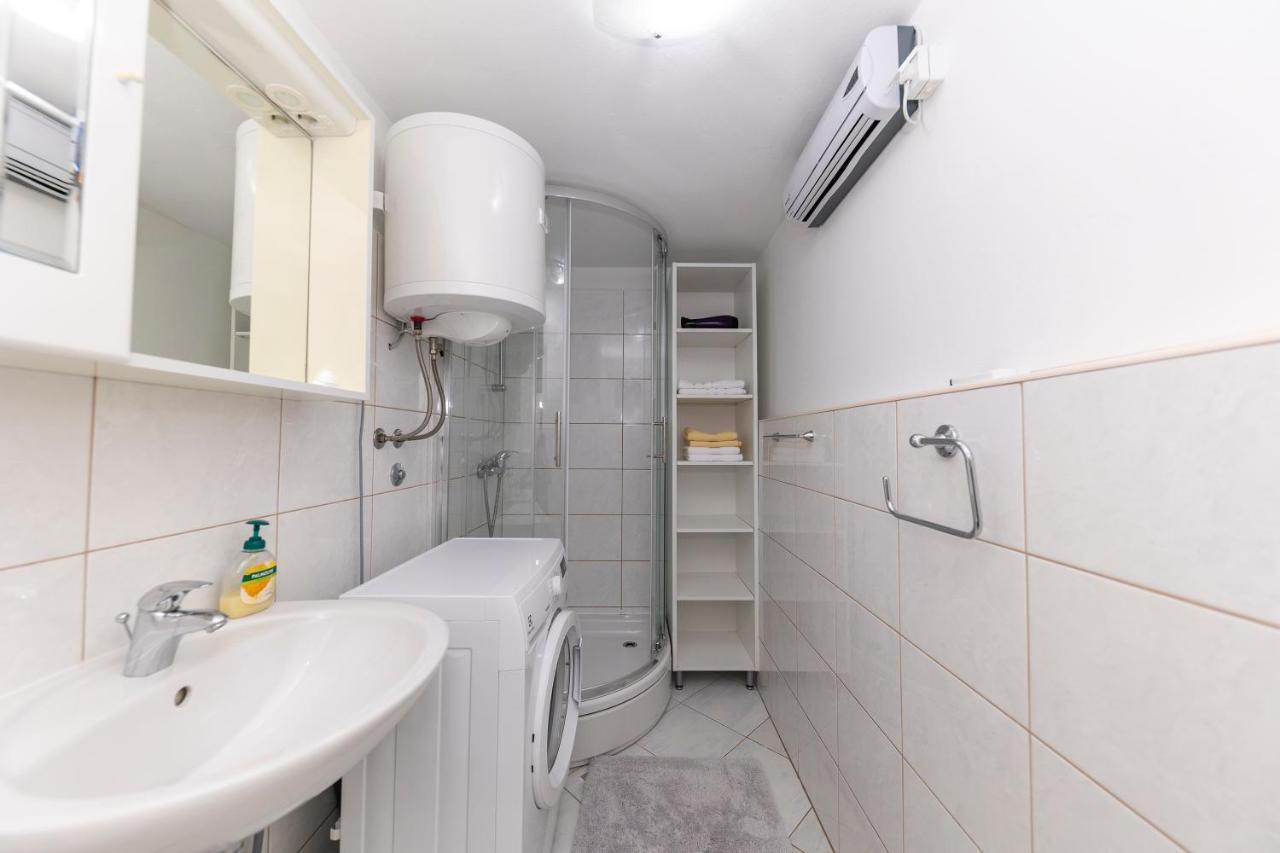 Happy Home Apartment Ζαντάρ Εξωτερικό φωτογραφία